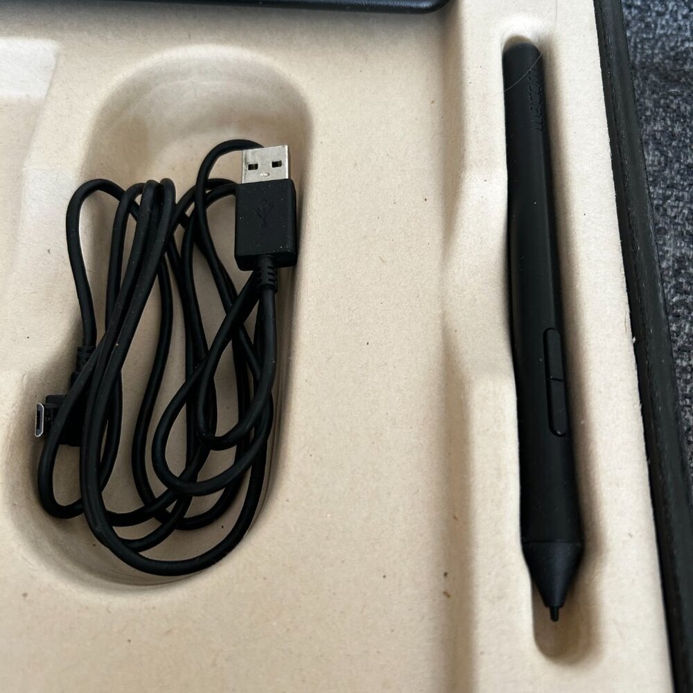 WACOM INTUOS - Picture 9 of 10